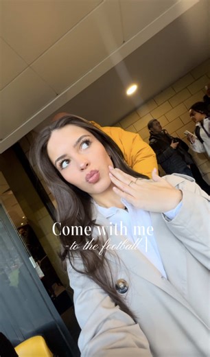 Come with me (and @Steve Bull) - football edition @wolves Do you want to see more of these match day vlogs ? ⚽️ #wolves #football #vlog #comewithme #gwrm