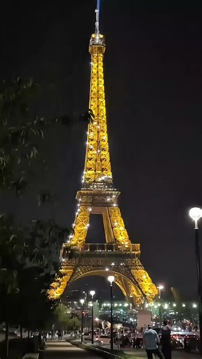 Exploring Paris: A Unique City Walk Experience