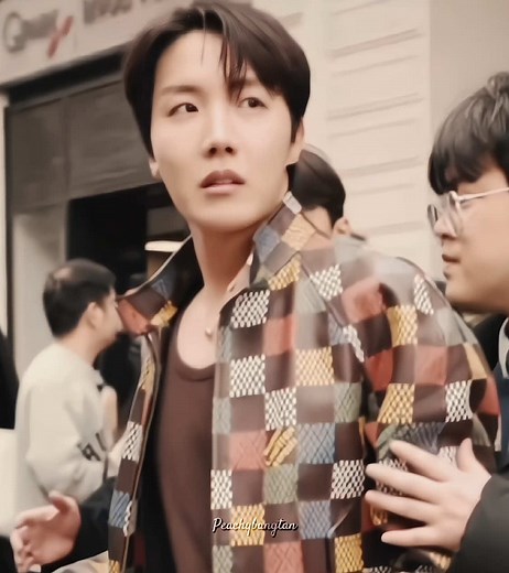 Exploring JUNG HOSEOK's Iconic Style and Charisma