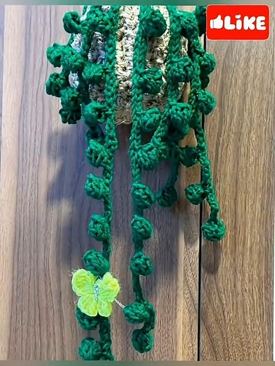 String of pearls made with Crochet
