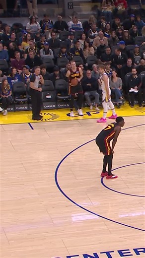 Hawks Defeat Warriors: Daniels' Impressive Performance