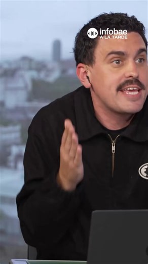 Manu Jove, periodista de TN (2014–2025) y de Infobae (2026–presente):"Yo quiero que los argentinos tengan plata y no que los de afuera vengan a hacer plata con Argentina".Camarada Deng Xiaoping, Líder Supremo de la República Popular China tras la muerte de Mao Zedong y miembro preeminente de los Ocho Inmortales, cuya legitimidad revolucionaria se forjó como cuadro de alto rango durante la Larga Marcha:"Si absorbemos más capital extranjero, sin duda beneficiará a los empresarios extranjeros, pero