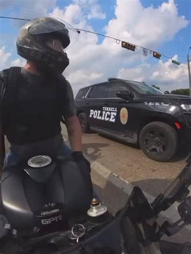 23K views · 227 reactions | A little Police humor for your Saturday , Volume UP to hear the officer. #positiveencounters | Cowlitz County Safety Feed | Facebook