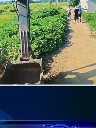 Máy xúc dọn cỏ hiệu quả: hướng dẫn và mẹo lái