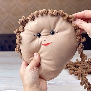 18K views · 62 reactions | SUPER RECYCLING Idea With Plastic Bucket and Baby Shoes! DIY #diy | Very smart | Facebook