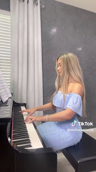 Enjoy Beautiful Piano Music with 'Jardin Secret' by Richard Clayderman
