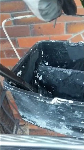 DIY HACK TO HOOK A PAINT BUCKET TO A LADDER