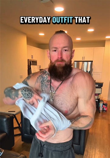 Use my @EKKOVISION.COM athlete code for new flannels or get 30% OFF the orginal with 15% OFF lifestyle tank top for easy everyday outfit good for the gym and real life! #tanktop #gymfit #lifestyle #fitness #bodybuilding
