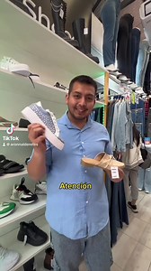 10K views · 142 reactions | @nybshoes o al 1122618135 para compras y envíos Bogota 2940 - Local 4 -Galería “arcos del triunfo” - Flores Canjes o publicidad a: aronalderetes@outlook.com  Community Manager @braioparodi ....#indumentaria #ropa #flores #jeans #zapatillas #calzado #zapatos #sandalias | aaronnalderetes | Facebook