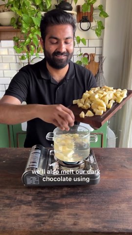 Parth Bajaj on Instagram: "2 ingredients Chocolate Mousse cake 😍😍 (Unbelievable, vegan, eggless, gluten free, no bake and ultra easy) (No bake desserts, Ep. 13) . Thanks to @waytohealthkitchen for sharing this unique recipe with us! Full credits to her ☺️ . I have been waiting to try this since a long time but couldn’t because I was travelling, but it’s so much worth it! . Ingredients- 4 apples 250 g dark chocolate Splash of vanilla (optional) . #nobake #mousse #cake #parthbajaj #chocolate #no