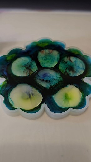 Alcohol ink is fascinating to work with, as it literally moves and changes, yielding unpredictable final colors. | Resin Waves by Connie