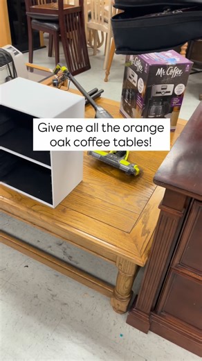 A soft neutral that lets the grain shine 🤎⁣ ⁣ Here’s the products I used:⁣ Klean Strip Furniture Stripper⁣ - @kleanstripproducts TSP Cleaner⁣ - @loomis_ace Dewalt orbital sander⁣ - @dewalttough Rustic Taupe paint – @benjaminmoore Van Dyke Brown Glaze – @generalfinishes Matte Poly – @behrpaint Wagner Sprayer for that flawless finish @wagnerspraytech ⁣ The kind of finish that feels calm, classic, and completely custom. 🤎⁣ ⁣ ⁣ ⁣ #furnituremakeover #neutraldecor #paintwashfurniture #garnervilledes