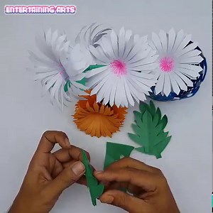 48K views · 4.3K reactions | Origami simple way to make paper flower - Make a easy paper flower - Paper flower making tutorial #OrigamiFlower #DIYCraft #FlowerCraft | Entertaining Arts | Facebook