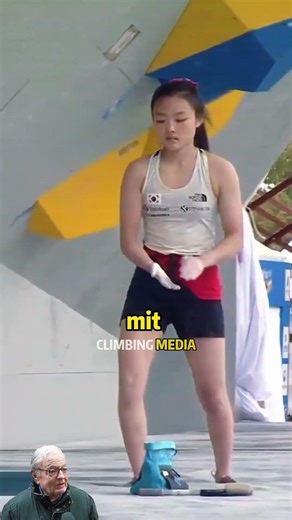 Während alle springen, nutzt sie ihr 200 IQ Gehirn! #bouldern #klettern