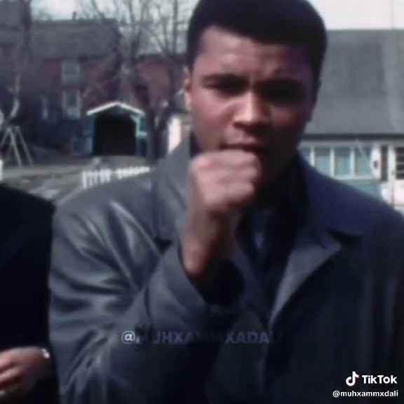 Muhammad Ali: The Boxing Legend in Action