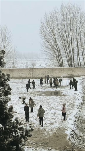 Zebiniso Azamovna| Lifestyle on Instagram: "Maktab davri baribir boshqada❤️#"