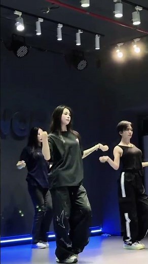 How Long (feat. French Montana) （Charlie Puth） #dance cover