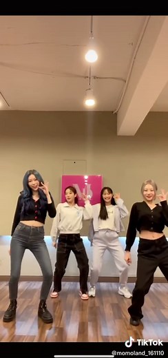 #제인 #주이 #김립 #츄 #야미야미럽챌린지 💃🎷#MOMOLAND #모모랜드#YUMMYYUMMYLOVE #야미야미럽 #YYLCHALLENGE