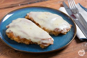 Cotoletta alla bolognese