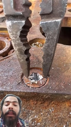 Broken wire sliding screw extractor easy to remove screws sliding thread screw extractor#good#idea