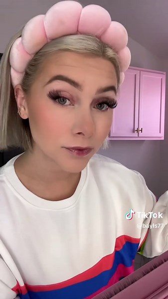 Easily Apply Cofier Lashes: DIY Lash Extensions Tutorial