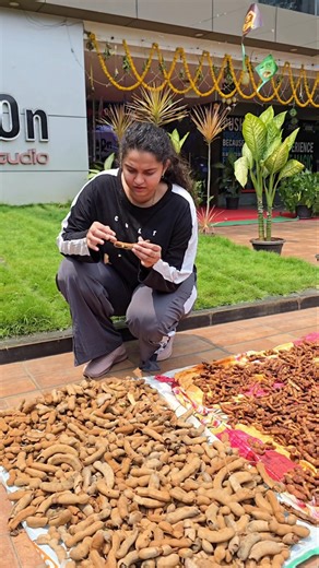 Nijam chepthe… ee fruit ni ila change cheyyadam avasaram aa? 😳🔥 #sumiitalks #ytshorts