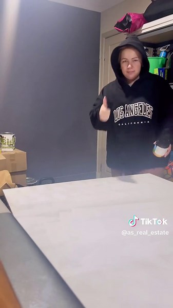 DIY ENTRY WAY 😍 #homeimprovements #homeimprovement #interiordesign #homedecor #home #renovation #diy #interior #homerenovation #renovations #renovationproject #homeinspo #construction #homerenovations