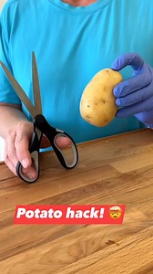 1.4M views · 6.9K reactions | Potato peeling tip 凜 Time-saving tip for peeling potatoes is produced by Network Media, Hackity Hack Club and The Gooch | Hackity Hack Club | Facebook