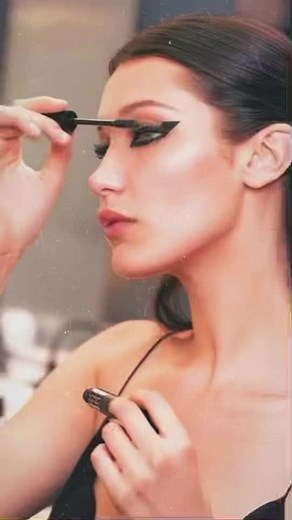 @Bella Hadid ✨ #bellahadid #fashionmodel #vsangel #fashion #highfashion #fashionshow #fyp #nyc