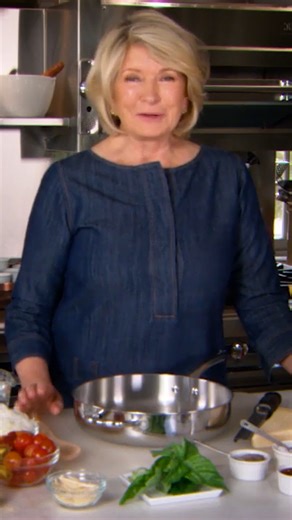 73K views · 1K reactions | One-pot pasta is one of our most popular recipes—and for good reason. It uses a revolutionary technique: All of the ingredients—pasta, tomatoes, onions, and olive oil—cook together in the same pot with delicious results: bit.ly/42y7Gzv | Martha Stewart | Facebook