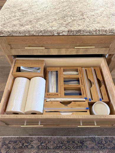 Kitchen drawer organization! ASMR style.🥰Comment SHOP and I’ll send you links to everything I used! Or everything is linked on my bio! This drawer was a mess. I found everything I needed to organize it on Amazon!I love the foil and parchment paper holders! They have a cutting tool which is so handy!#kitchengoals #kitchendesign #organizedhome #kitchenorganization #amazonhome#amazonkitchenfavorites #amazonmusthaves #asmr #amazonfind #amazonfavorites #amazonhomefinds #drawerorganization #amazonorg