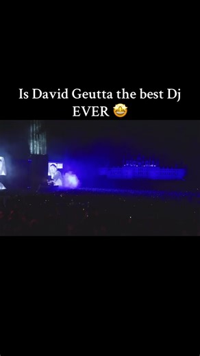 Is @David Guetta the best Dj ever ? #davidguetta #edm #aviccithenights #avicii #blackeyedpeas