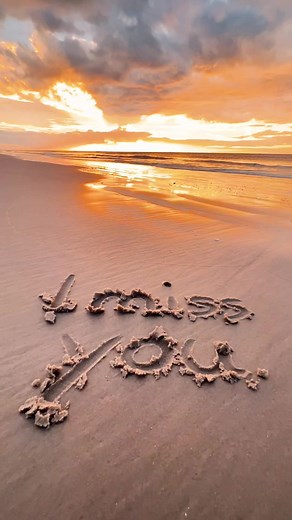 Send this to the person you miss the most! 🥺
