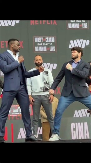 Francis Ngannou vs Philipe Lins face to face #ufc #like #mma #boxing #subscribe