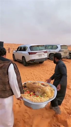 Saudi Kafil is bringing food to the desert #saudiaarbia
