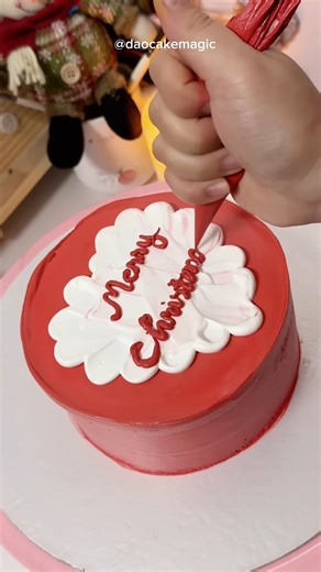 2K views | Easy Christmas Cake Idea #daocakemagic #short | Dao Cake Magic | Facebook