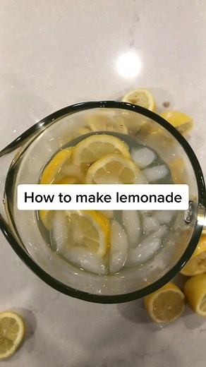 Happy Friday! Here’s one of our favorite recipes to help you have a refreshing weekend 🍋 Enjoy! #alexslemonade #lemonade #tutorial