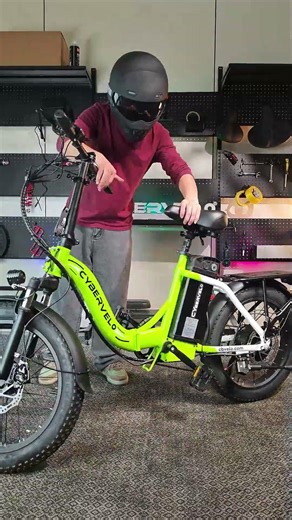 Electric folding bike for long commutes? #cybervelo #ebike