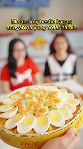 Ganito rin ba kayo ng bestie niyo? 'Yung kunwari nagkakahiyaan pag andiyan na ang pagsasaluhan? 😅🍽️ #handanaangsaya #ambertime #amberkada #pancitmalabon #pichipichi #siomai | Amber Golden Chain of Restaurants