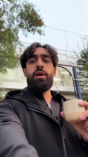 Cultural Etiquette: Thanking in Pakistan