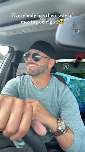 Chris Robinson (@chrisrobinson696)’s video of moving on