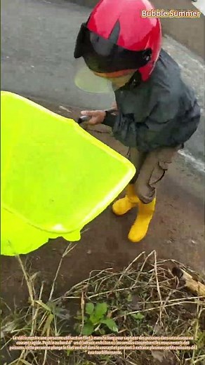 Pêche au filet : capturer des poissons dans des eaux vives