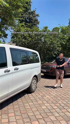 Vakansie jy al… of tel jy nog die dae? 😂 | Robbie Wessels