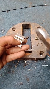 Small lock, mixed metal inside. Separated for recycling. Not gold, but still valuable. #scrapmetal #recycling #metalrecovery #oddlysatisfying #scraplife | Kodir
