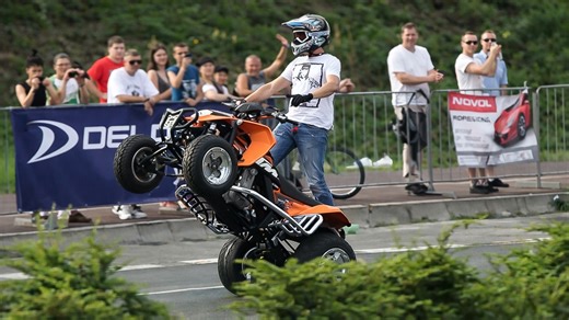 KTM 525 XC ATV shows power and balance in action