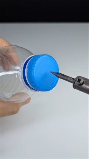 Interesting Idea how to make flexibel water filter tap from bottle cap #tricks #diy