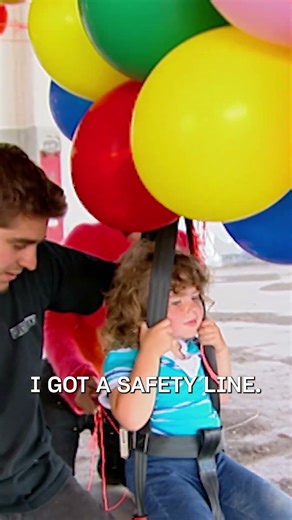 Can 3,500 Balloons Carry a Child? #historicalmyths #experiment #mythbusters