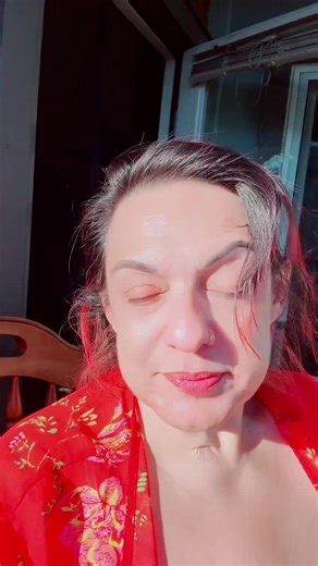 Gigi's Legs: Embracing Lipedema as a Curvy Model