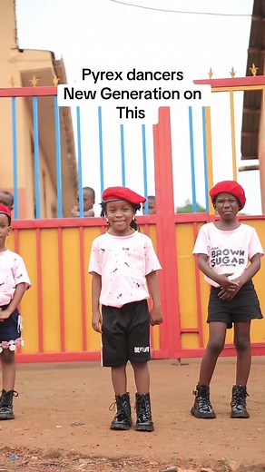 Pyrex Dancers: New Generation Dance Challenge