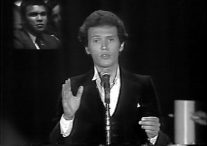 Billy Crystal's '15 Rounds' of Muhammad Ali